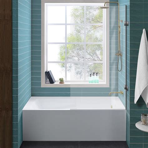 deepest soaking tub alcove.